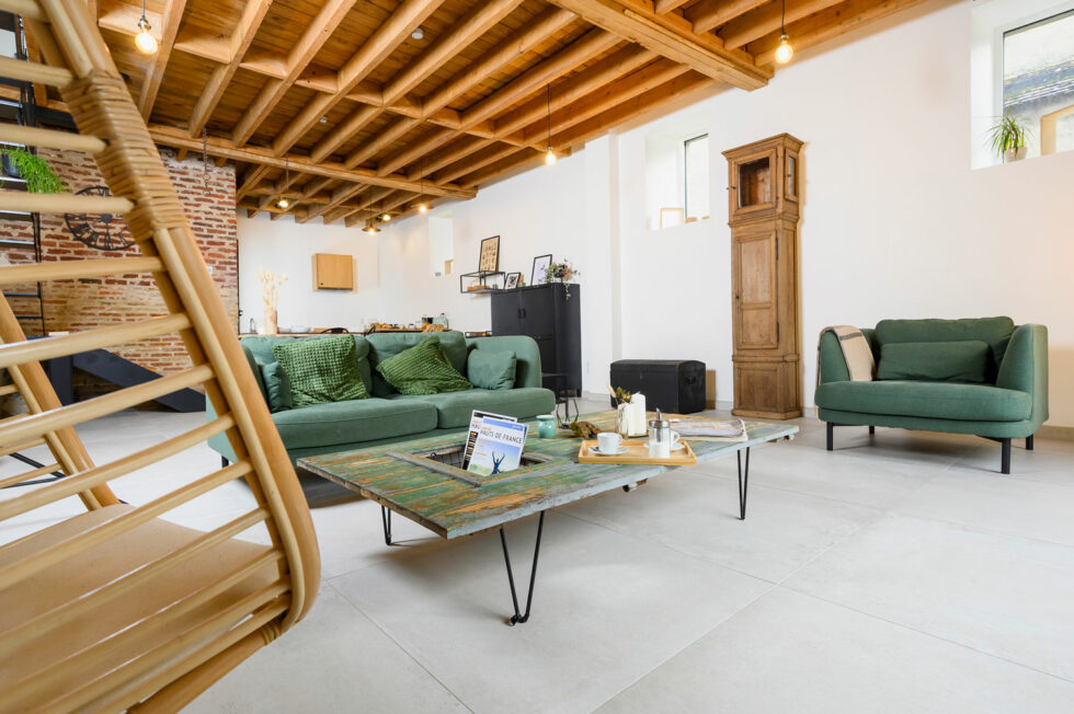 Maison d’hôtes La Grange – Le salon de la maison – Bruyeres et montberault